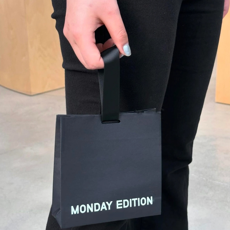 Noir Luxe mang túi